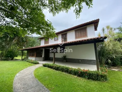Casa com 3 Quartos para alugar, 200m² no Engenho do Mato, Niterói