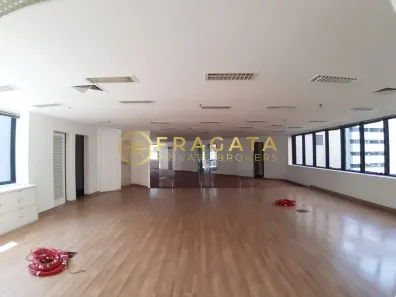 Sala Comercial à venda, 225m² no Cidade Monções, São Paulo