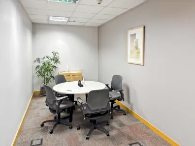 Sala Comercial para alugar, 20m² no Centro, Curitiba