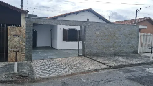 Casa com 3 Quartos para alugar, 158m² no Jardim Califórnia, Taubaté