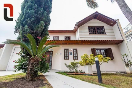 Casa com 4 Quartos à venda, 280m² no Portão, Curitiba
