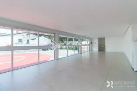 Apartamento com 3 Quartos para alugar, 200m² no Vila Assunção, Porto Alegre