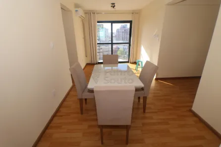 Apartamento com 2 Quartos para alugar, 61m² no Centro, Pelotas