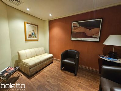Sala Comercial com 2 Quartos à venda, 47m² no Moinhos de Vento, Porto Alegre