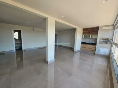 Apartamento com 3 Quartos à venda, 129m² no São Benedito, Uberaba