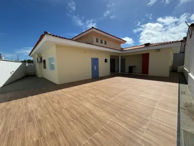 Casa de Condomínio com 5 Quartos para alugar, 450m² no Turu, São Luís