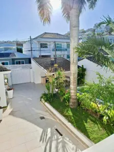 Casa com 3 Quartos à venda, 212m² no Ogiva, Cabo Frio