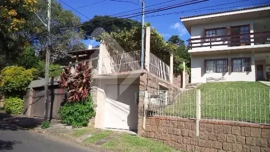 Casa com 3 Quartos à venda, 320m² no Tristeza, Porto Alegre