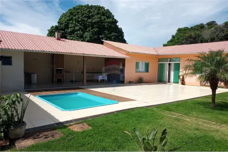 Casa com 1 Quarto à venda, 166m² no Leopoldina, Bicas