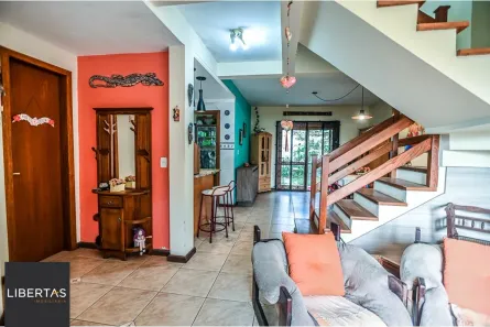 Casa de Condomínio com 2 Quartos à venda, 165m² no Guarujá, Porto Alegre