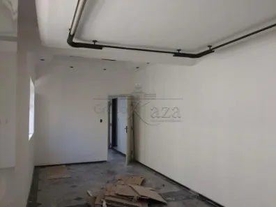 Prédio Comercial para alugar, 90m² no Centro, São José dos Campos