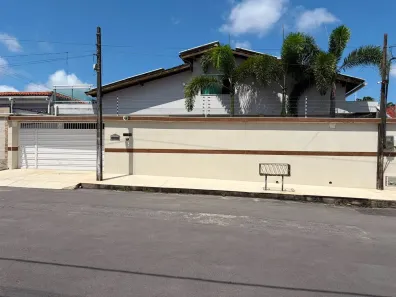 Casa com 3 Quartos à venda, 200m² no Parquelândia, Fortaleza