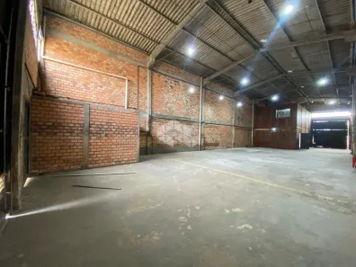 Galpão/Depósito/Armazém à venda, 435m² no Navegantes, Porto Alegre