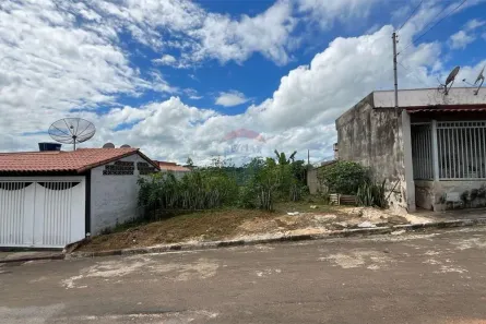 Lote/Terreno à venda, 207m² no COHAB, Passos