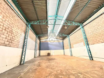 Galpão/Depósito/Armazém para alugar, 220m² no Vila Industrial, Campinas