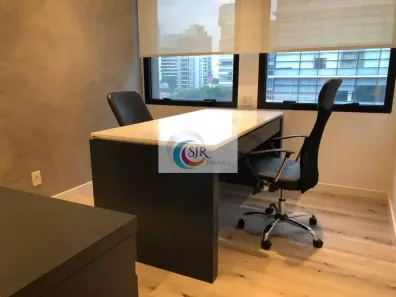 Sala Comercial à venda, 130m² no Vila Olímpia, São Paulo