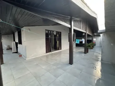 Sobrado com 5 Quartos à venda, 375m² no Araçagi, São Luís