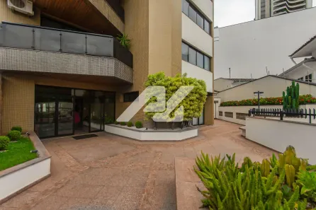 Apartamento com 4 Quartos à venda, 235m² no Cambuí, Campinas