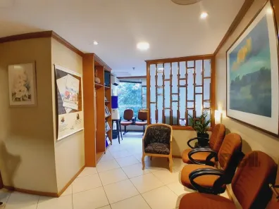 Sala Comercial para alugar, 200m² no Rio Branco, Porto Alegre