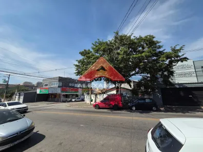 Casa com 3 Quartos à venda, 300m² no Jardim Ismênia, São José dos Campos