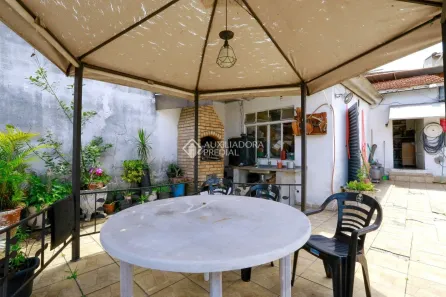 Casa com 2 Quartos à venda, 228m² no Vila Curuçá, Santo André