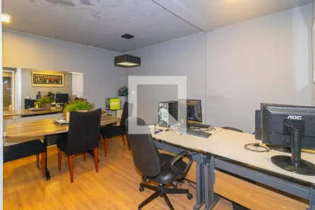 Casa com 2 Quartos à venda, 190m² no Vila Olímpia, São Paulo