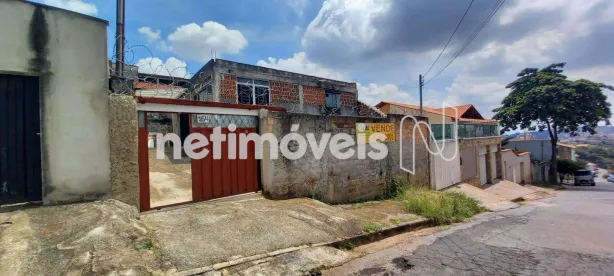 Casa com 2 Quartos à venda, 380m² no Diamante (Barreiro), Belo Horizonte