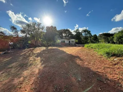 Lote/Terreno à venda, 600m² no Parque Residencial Rita Vieira, Campo Grande