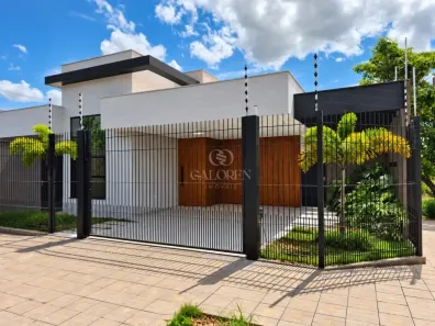 Casa com 3 Quartos à venda, 216m² no Jardim Ipanema, Maringá