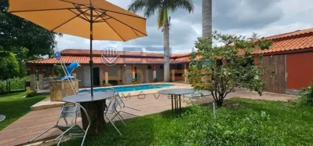 Fazenda/Sítio com 4 Quartos à venda, 200m² no Centro, Tatuí