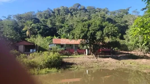 Fazenda/Sítio com 3 Quartos à venda, 1840m² no , Jaraguá