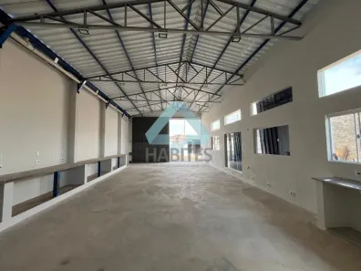 Galpão/Depósito/Armazém para alugar, 112m² no Vila Maria, Botucatu