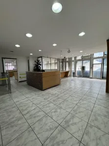 Sala Comercial para venda ou aluguel, 714m² no Comércio, Salvador