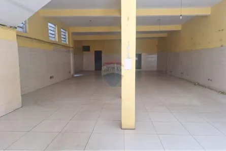 Galpão/Depósito/Armazém para alugar, 250m² no Jardim do Tiro, São Paulo