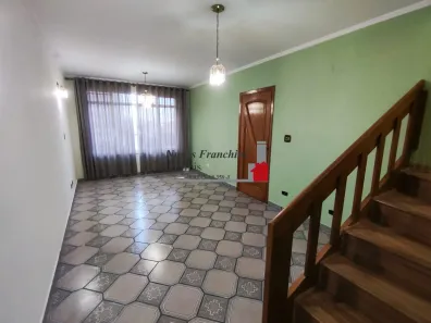 Casa com 3 Quartos à venda, 200m² no Vila São Vicente, São Paulo