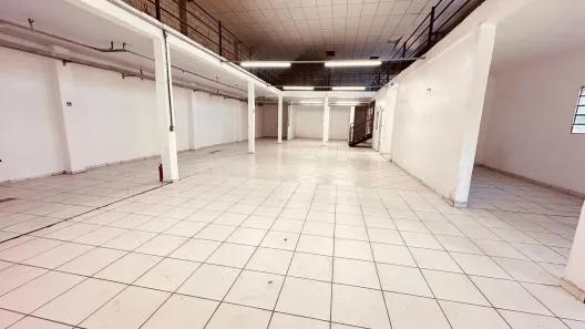Galpão/Depósito/Armazém para alugar, 1500m² no Jardim Campo Alegre, Pindamonhangaba