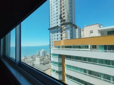 Apartamento com 4 Quartos à venda, 197m² no Meia Praia, Itapema