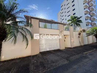 Imóvel Comercial com 5 Quartos à venda, 347m² no São José, Montes Claros