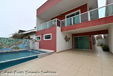 Sobrado com 4 Quartos à venda, 180m² no Parque Balneario Oasis, Peruíbe