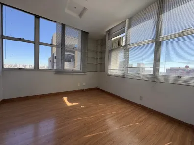 Sala Comercial à venda, 35m² no Santo Agostinho, Belo Horizonte