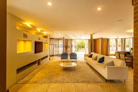 Casa com 4 Quartos para alugar, 750m² no Tamboré, Santana de Parnaíba