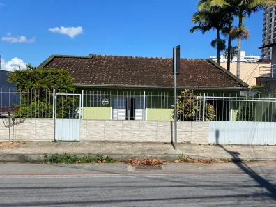 Casa com 3 Quartos à venda, 92m² no Barreiros, São José