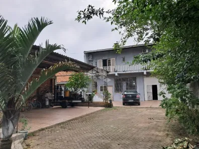 Casa com 2 Quartos à venda, 120m² no Mário Quintana, Porto Alegre