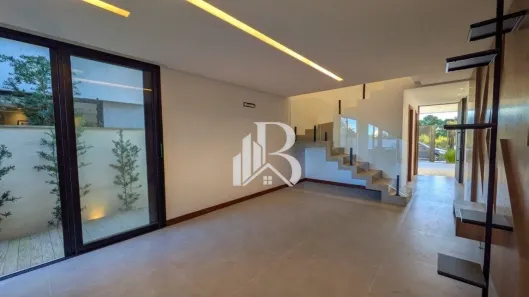 Casa com 3 Quartos à venda, 120m² no Campeche, Florianópolis