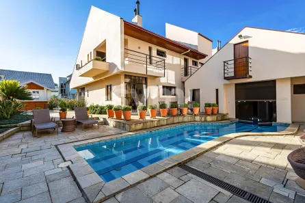 Casa de Condomínio com 5 Quartos à venda, 558m² no Seminário, Curitiba