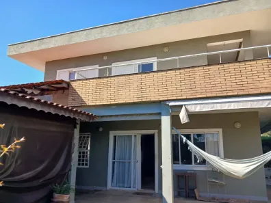 Sobrado com 3 Quartos à venda, 235m² no Jardim Maristela, Atibaia