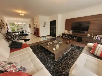 Sobrado com 3 Quartos para alugar, 200m² no Planalto Paulista, São Paulo