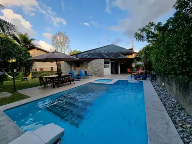 Sobrado com 5 Quartos à venda, 244m² no Borralho, Camaragibe