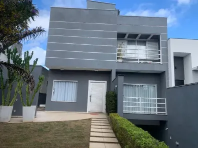 Sobrado com 3 Quartos à venda, 500m² no Vila Suissa, Mogi das Cruzes