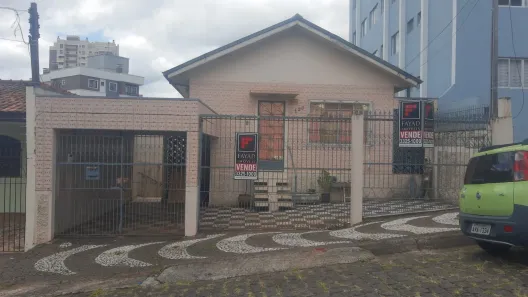 Casa com 4 Quartos à venda, 118m² no Centro, Ponta Grossa